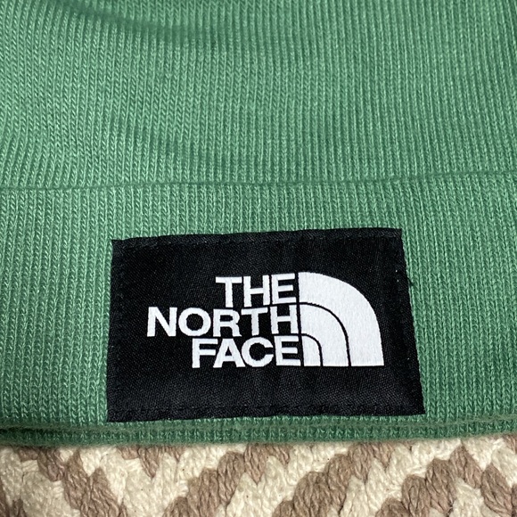 New the north face dock worker recycled beanie hat - Picture 3 of 9